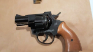 Revolver gevonden in woning Vlissingen, één aanhouding
