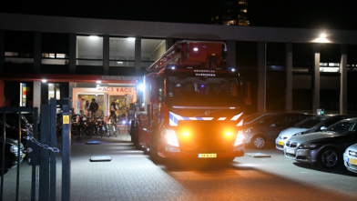Rook in campus Vlissingen door brandende scooter