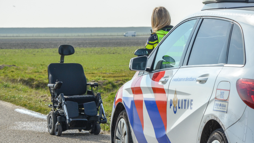 Het ongeluk gebeurde bij de Veerweg in Tholen.