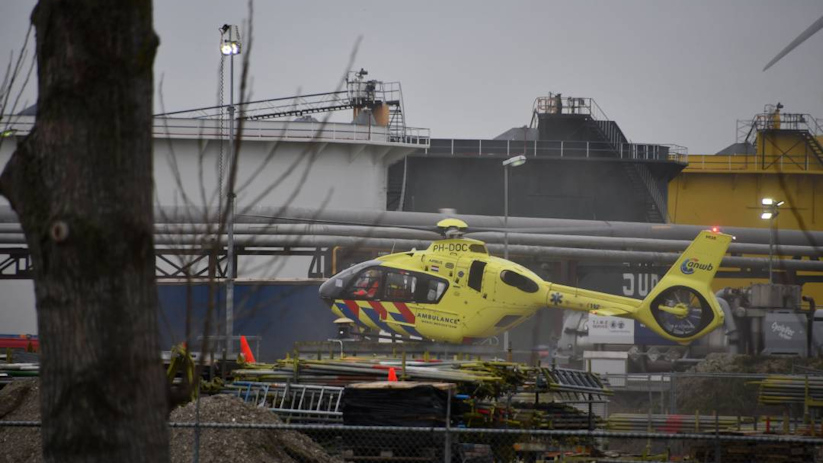 Bij het ongeval kwam één persoon om het leven en raakten meerdere personen gewond.