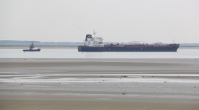 Tankschip in problemen Westerschelde