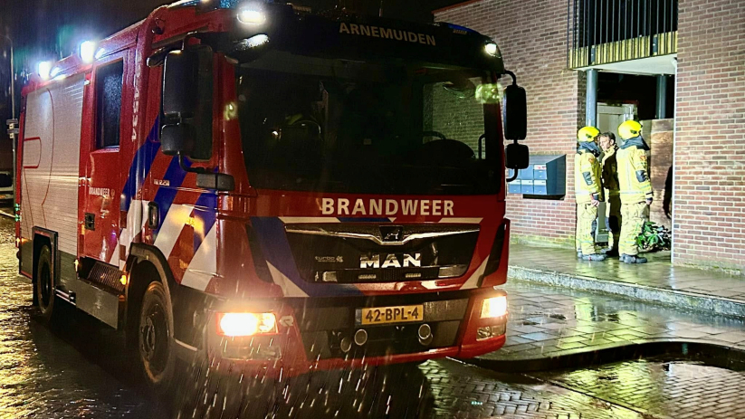 De brandweer werd ingezet voor een liftopsluiting.