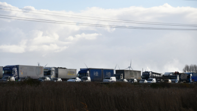 Westerscheldetunnel dicht vanwege lekkende vrachtauto