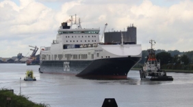 Schip Terneuzen weer vlot getrokken