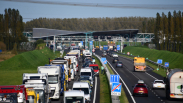 Buis Westerscheldetunnel tot 13.00 uur dicht vanwege ongeluk