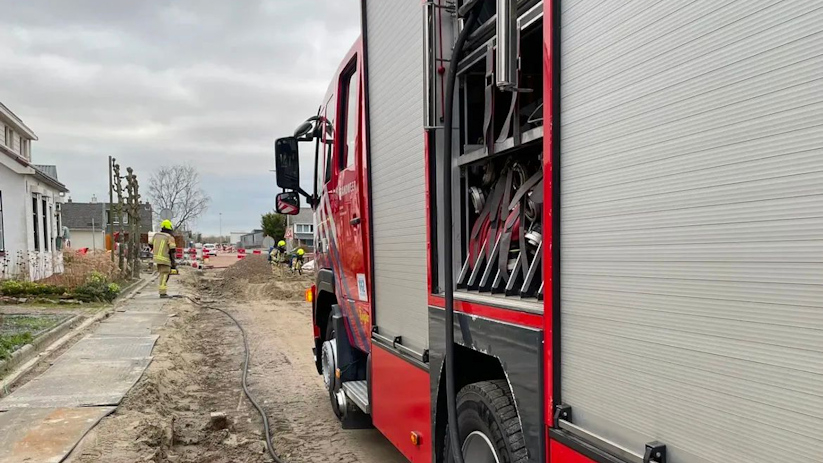 De brandweer heeft het lek tijdelijk gedicht.