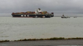 Schip vastgelopen Terneuzen, GRIP 2