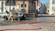 Autobrand in IJzendijke snel onder controle