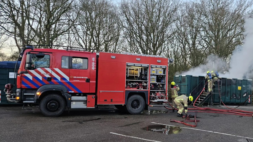 De brand woedde bij sportpark Duinhelm.