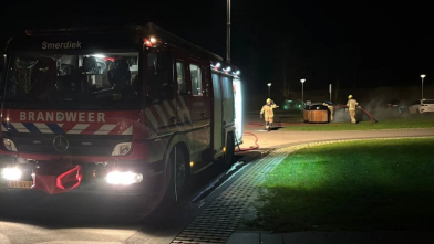 Containers in brand op vakantiepark in Scherpenisse