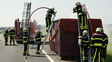 Twee felle brandjes op A58