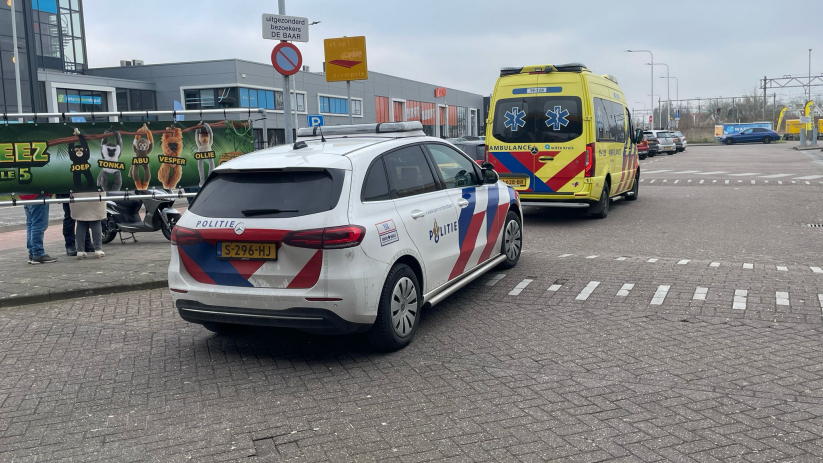 Een ambulance kwam ter plaatse om het slachtoffer te onderzoeken.