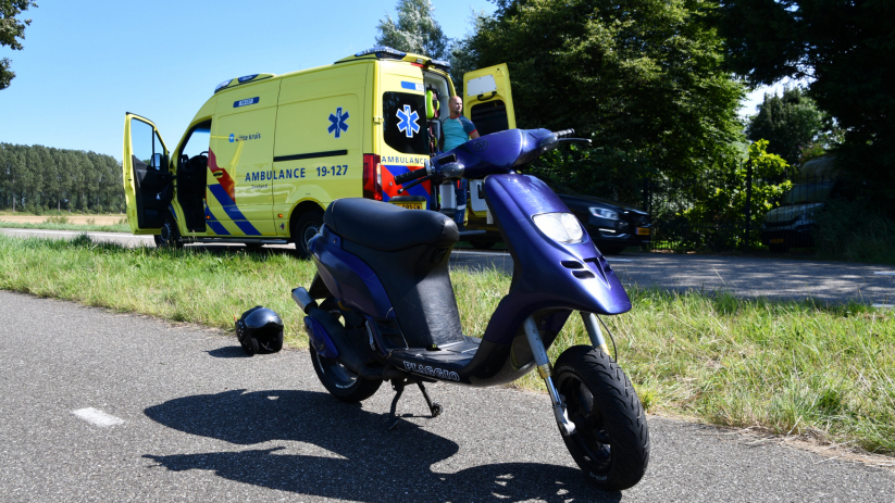 De bestuurder liep diverse verwondingen op.