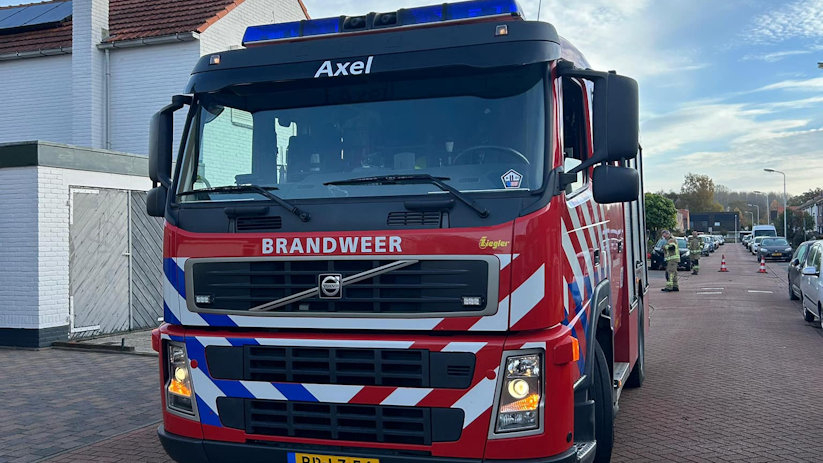 De brandweerinzet aan de Olivierstraat in Axel.