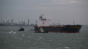 Schip in problemen op Westerschelde