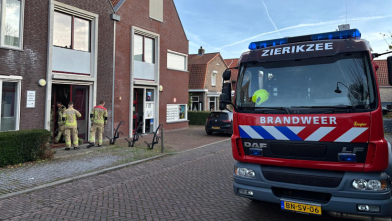 Brandweer bevrijdt drie personen uit lift Zierikzee