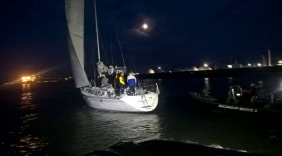 Zeiljacht met black-out op Westerschelde