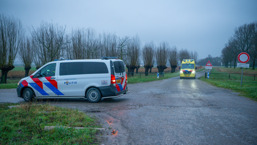 De gewonde is naar het ziekenhuis gebracht.