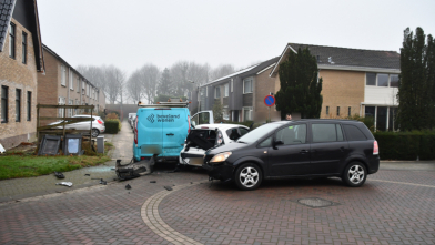 Flinke schade bij botsing Slotstraat 's-Heer Arendskerke