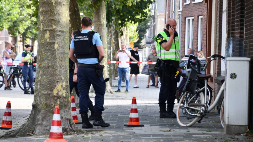 De politie roept getuigen op zich te melden.