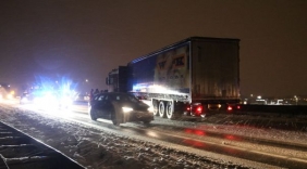 Vrachtwagens in problemen A58 Goes