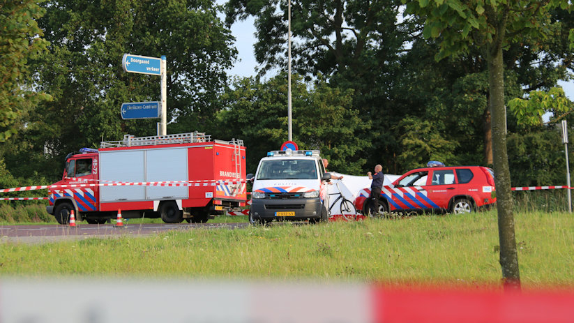 Politie-onderzoek bij de plek waar het lichaam werd gevonden.