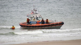 Drenkeling uit zee gered bij Domburg