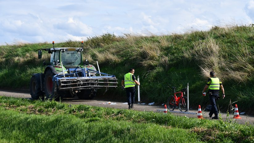 Politie-onderzoek op de plaats van het ongeluk.