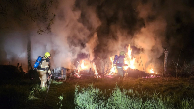 Brandweer Oosterland ingezet voor nachtelijke rietkraagbrand