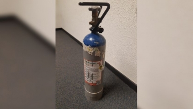 Politie neemt lachgas in beslag in Aardenburg