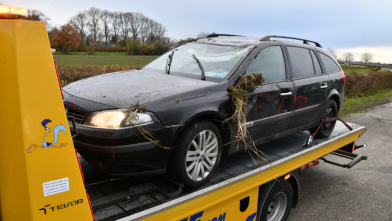 Auto over de kop N290 Zaamslag, bestuurder aangehouden