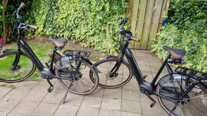 De politie zoekt de eigenaar van deze fietsen.