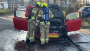 Brand onder motorkap personenauto Wemeldinge