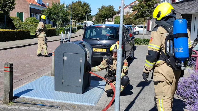 De brand woedde in een ondergrondse container.