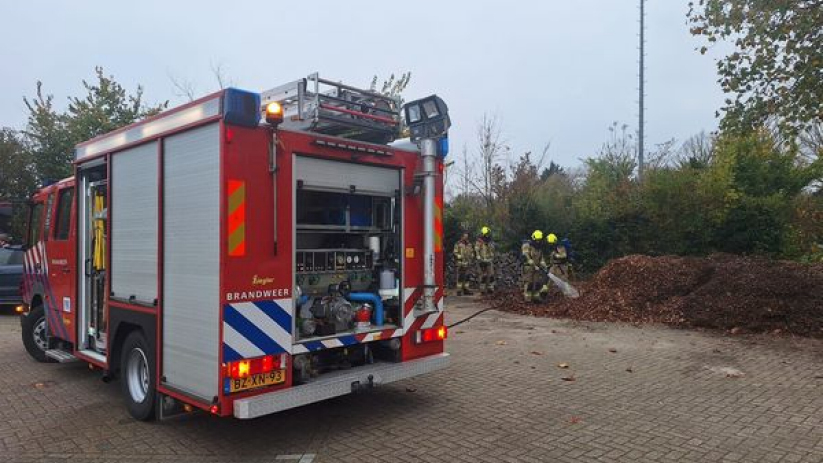 De brand was al geblust toen de brandweer aankwam.