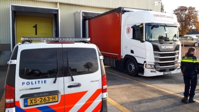 Verstekelingen ontdekt in vrachtwagen Zierikzee