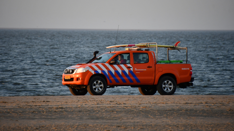 Zoekactie naar zwemmer bij Brouwersdam